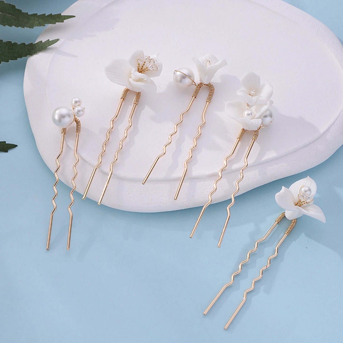 Elegant Bride U-Shaped Hair Sticks - Top-Rated Porcelain Flower Hairpins for Stunning Wedding Looks