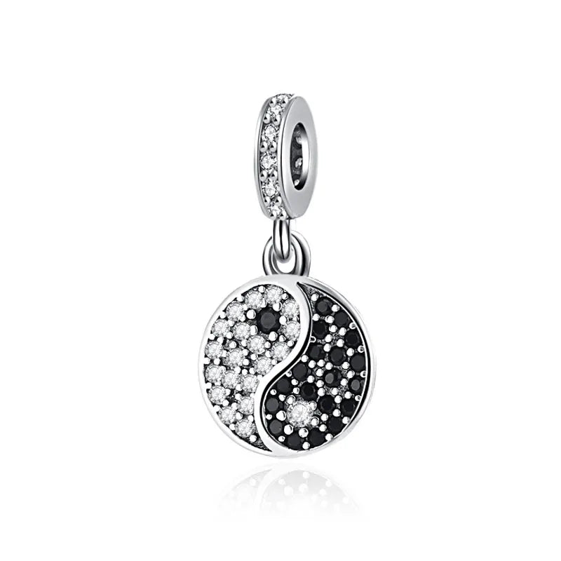 SilverSparkle Animal Skull Pendant - Dazzling DIY Jewelry for Bracelets