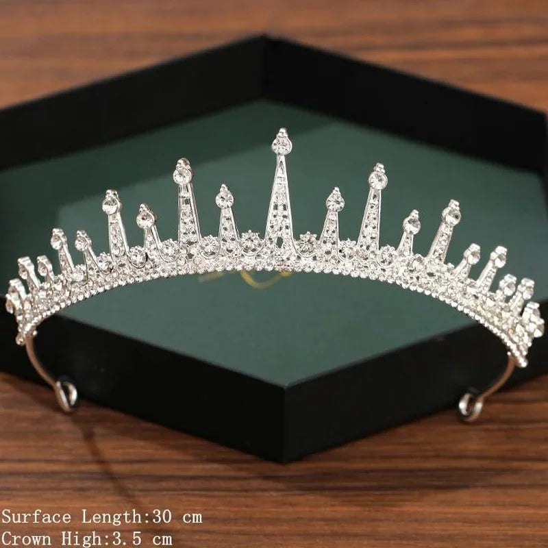 
Accessoires de cheveux de mariage couleur argent Couronne et diadème pour femmes Couronne de mariée Cristal Strass Diadèmes Couronnes de mariée