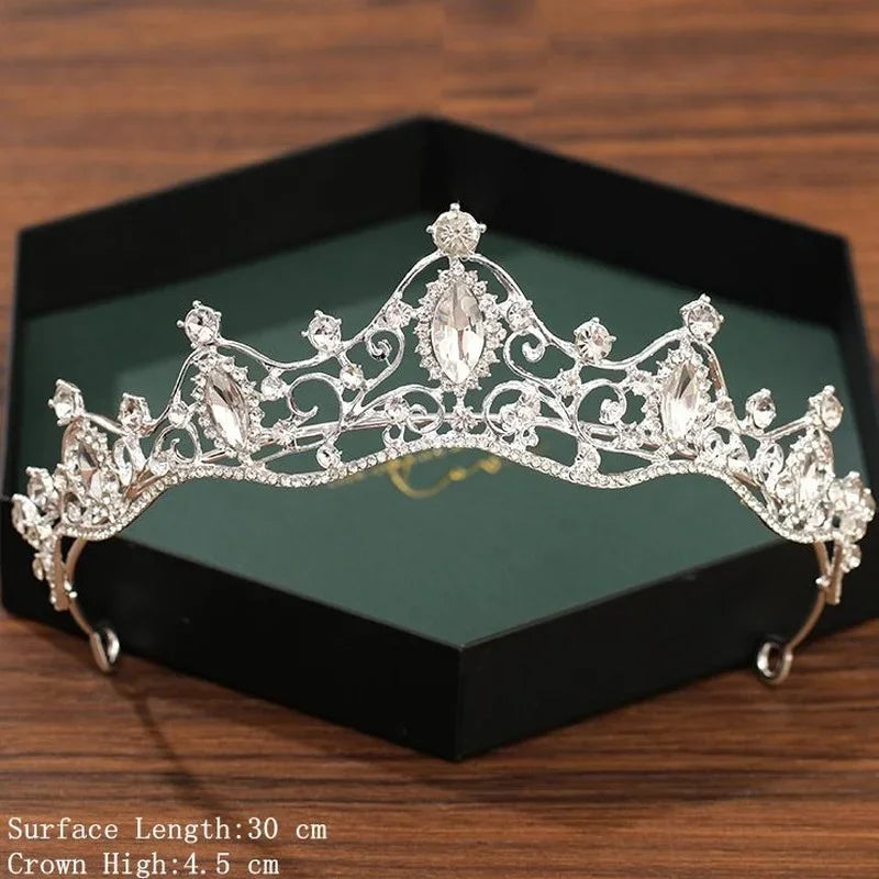 
Accessoires de cheveux de mariage couleur argent Couronne et diadème pour femmes Couronne de mariée Cristal Strass Diadèmes Couronnes de mariée