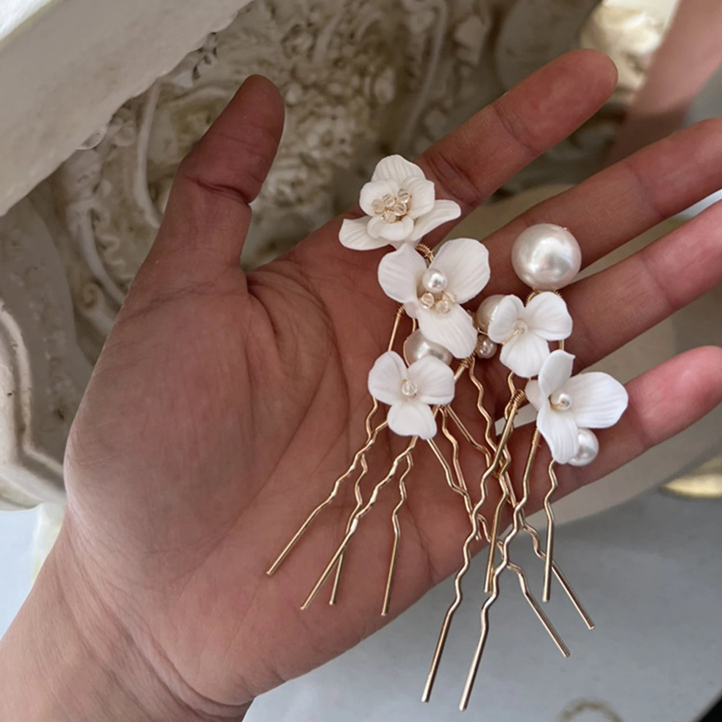 Elegant Bride U-Shaped Hair Sticks - Top-Rated Porcelain Flower Hairpins for Stunning Wedding Looks