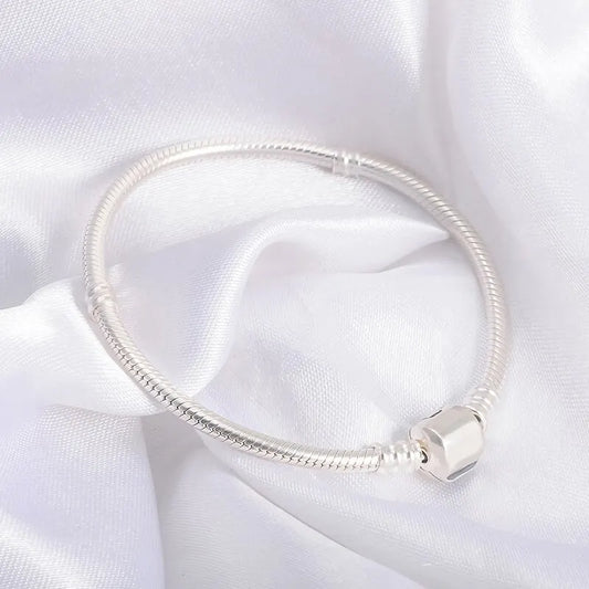 Handcrafted Silver Charm Bracelet - Top-Rated Soft Smooth Snake Bone Design for Women