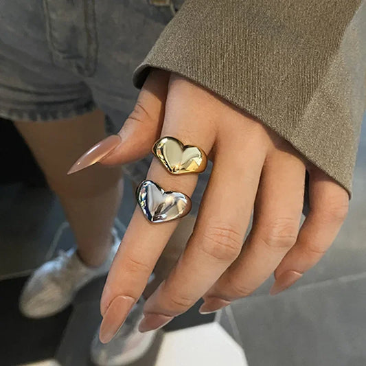 
Einfacher glatter Metallherzring für Damen und Herren, trendiger eleganter Party-Schmuck-Geschenke.